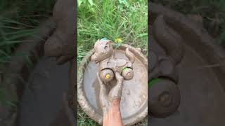 Cleaning a small horses toy ASMR Sastisfying mud