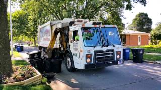 Midwestern Sanitation: Mack LEU/ Heil DuraPack Python