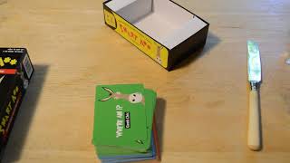 University Games Smart  A** Geek Chic Card Game Review