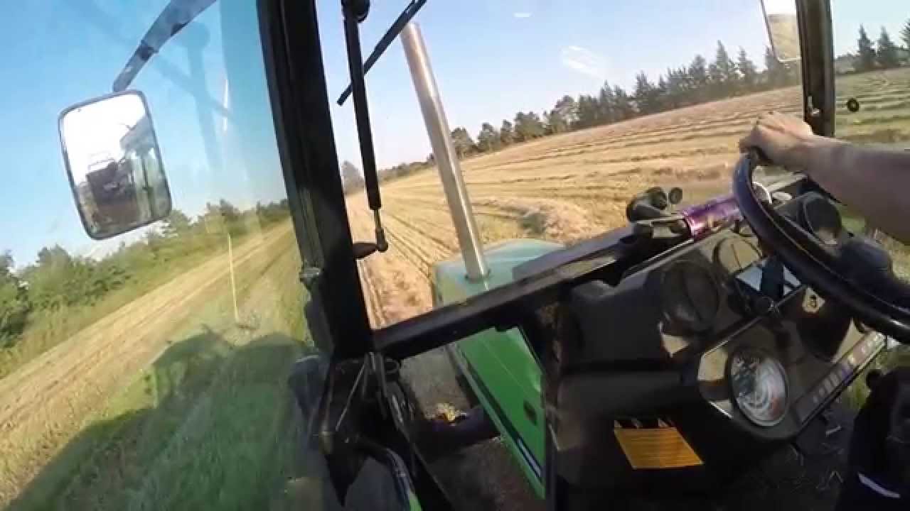 Baling 2015, Deutz-Fahr DX 6.16 and Hesston 4700