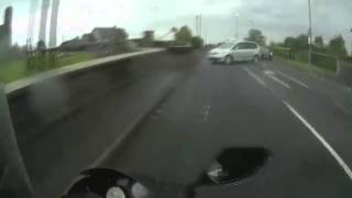 Motorcyclist CLOSE CALL