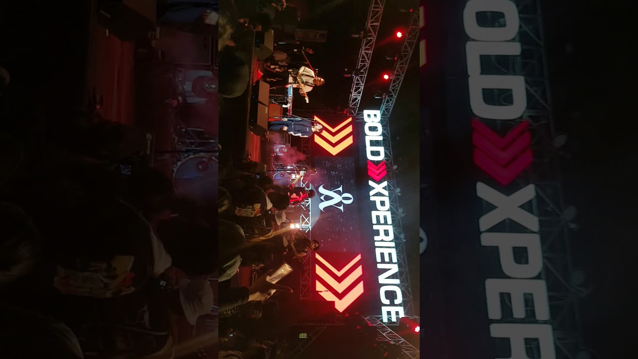 Feast - kami belum tentu ( live makassar ) - YouTube