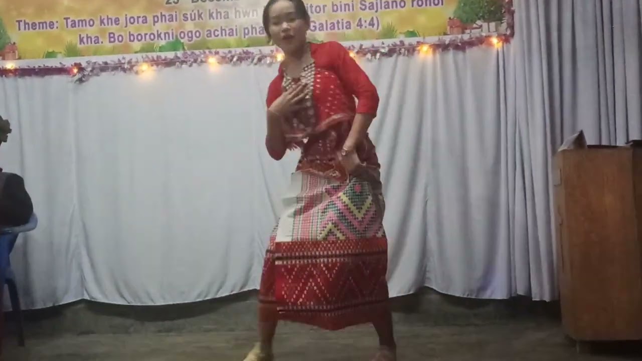 Happy Christmas Aishiry Dance khasrang Motha 