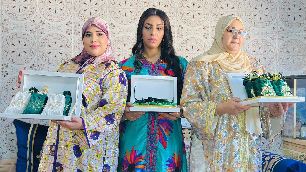 فيلم قصير : جابت بنتها 🧕🏻 تخدم فالديور 🏠 أو تاجر فيها على قبل ….😱 و معرفاتش بلي غادي…😡