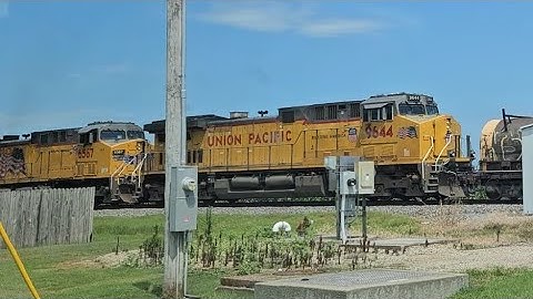 7-7-25 Quick clip: Nice power on UP manifest with a Dash 9 rebuild trailing 3rd 