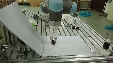 HITBOT Z-EFG L Robot Arm Electric Gripper with UR robot arm for material handling testing video