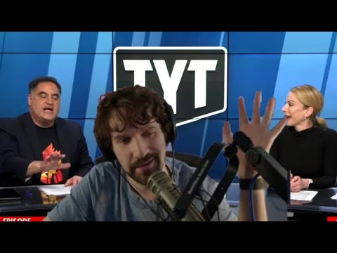 Destiny Reacts To Clips And Cenk Dangling His Keys - YouTube