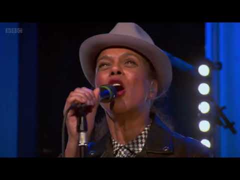 The Selectory - On My Radio - The Quay Sessions