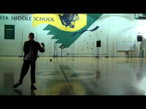 Isaiah Oke dancing to Billie Jean