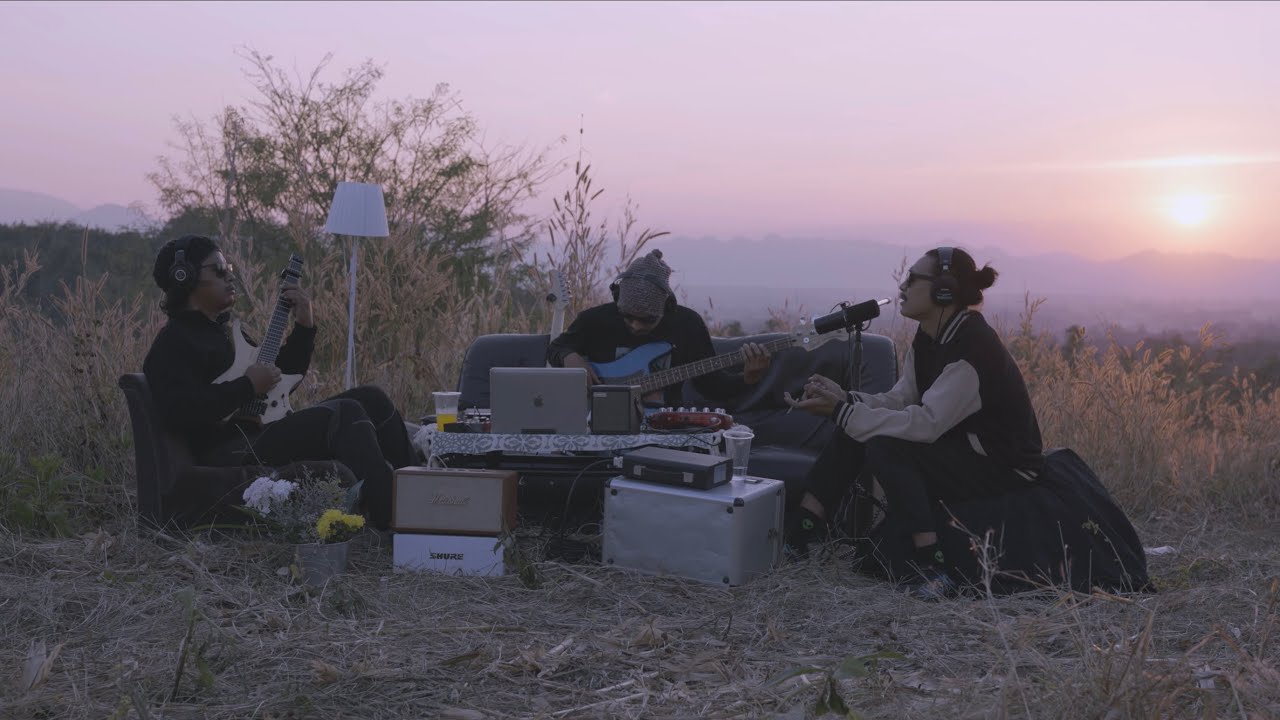 The Circle - ပြည်မှာဆောင်း (Sunset session Cover) | live performance