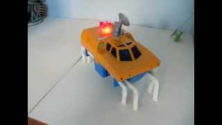 VINTAGE GAKKEN BAT/OP 4 LEGS SPACE LUNAR EXPLORER VEHICLE JAPAN