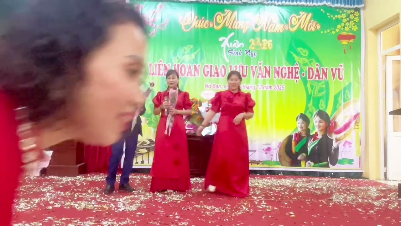 Tìm em trong chiều hội lim 