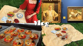 a chill day in my life | pinterest inspired picnic, art museum tour, making mini pizzas // vlog