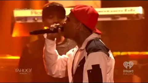 Usher - iHeartRadio Music Festival 2014 Part IV ( "New Flame" ft. Chris Brown)