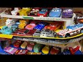 【lightning mcqueen toys collection】おもちゃのトミカカーズとライトニング・マックィーン、キング、メーターと仲間たちとはたらくくるま!