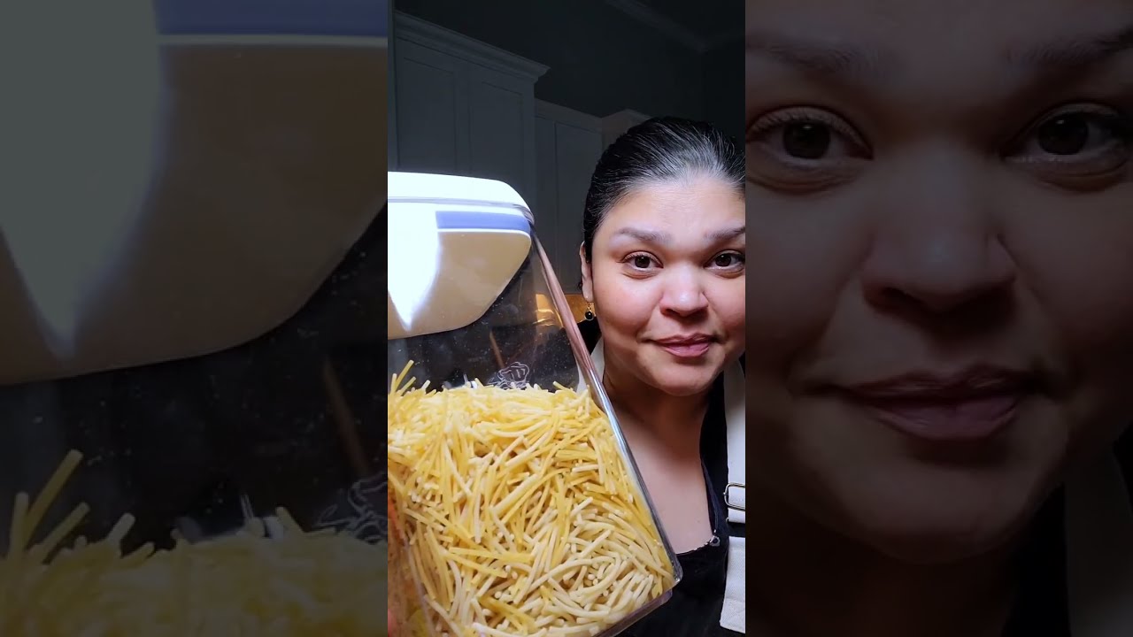 The easiest chicken sopa de fideo I've ever made