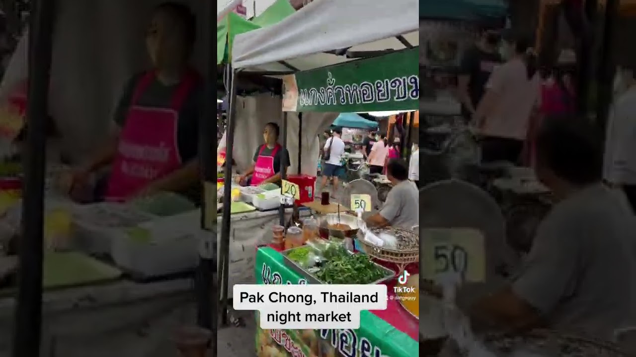 Pak Chong night market