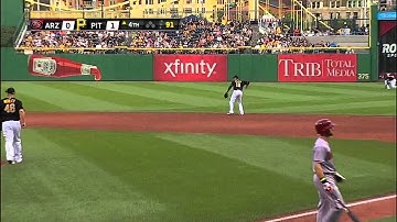 ARI@PIT: Walker robs Inciarte with nice jumping grab