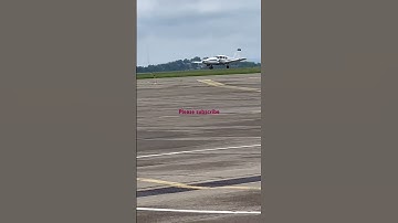 Piper Aztec 250 N13982 departing Pittsburgh AGC #aviation #avgeeks #piper #aztec