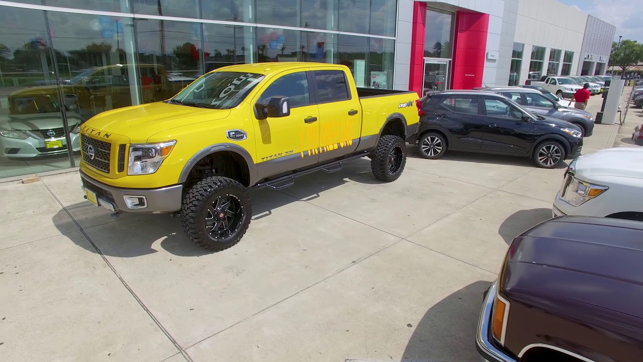 Tom Peacock Nissan New And Used Car Dealer In Houston Tx - 