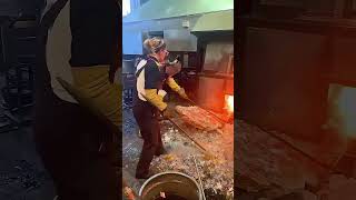 Why Do Glass Factories Never Dare to Halt Production? #KnowledgeAndExperience #ProductionWorkshop