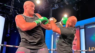 TYSON FURY ACCIDENTALLY DECKS TRAINER WITH COUNTER HOOK! SHOWS WHY HES THE BEST HEAVYWEIGHT IN WORLD
