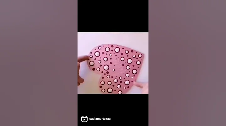 Dot Mandala, Heart shape canvas. dot painiting❤️❤️❤️ Available in my Etsy Shop