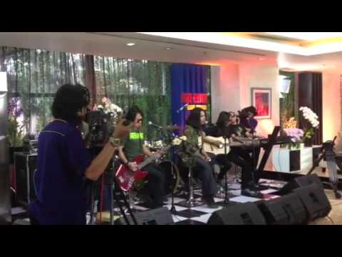 Powerslaves - Empat Pilar Kebangsaan ( Live Accoustic @Metro TV )