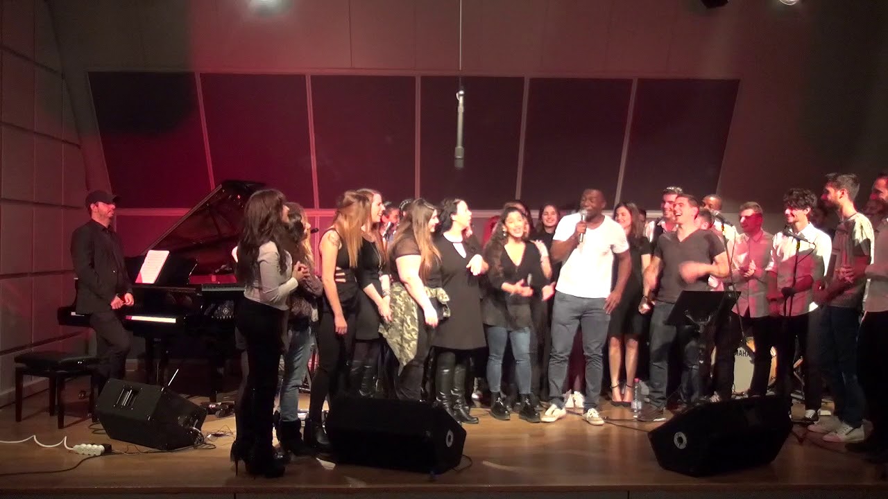 "Amazing grace" S.Santoro,  B.Zalmijn,  S.Lazopoulou,  M.Satti and the Nakas Gospel Choir