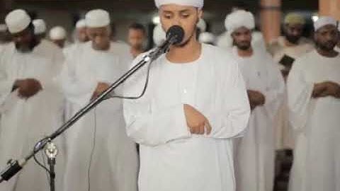 تلاوة خاشعة للقاريء السوداني الحارث محمد نور حفظه