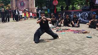 Kesenian debus di acara milangkala tasakur anu ka opat