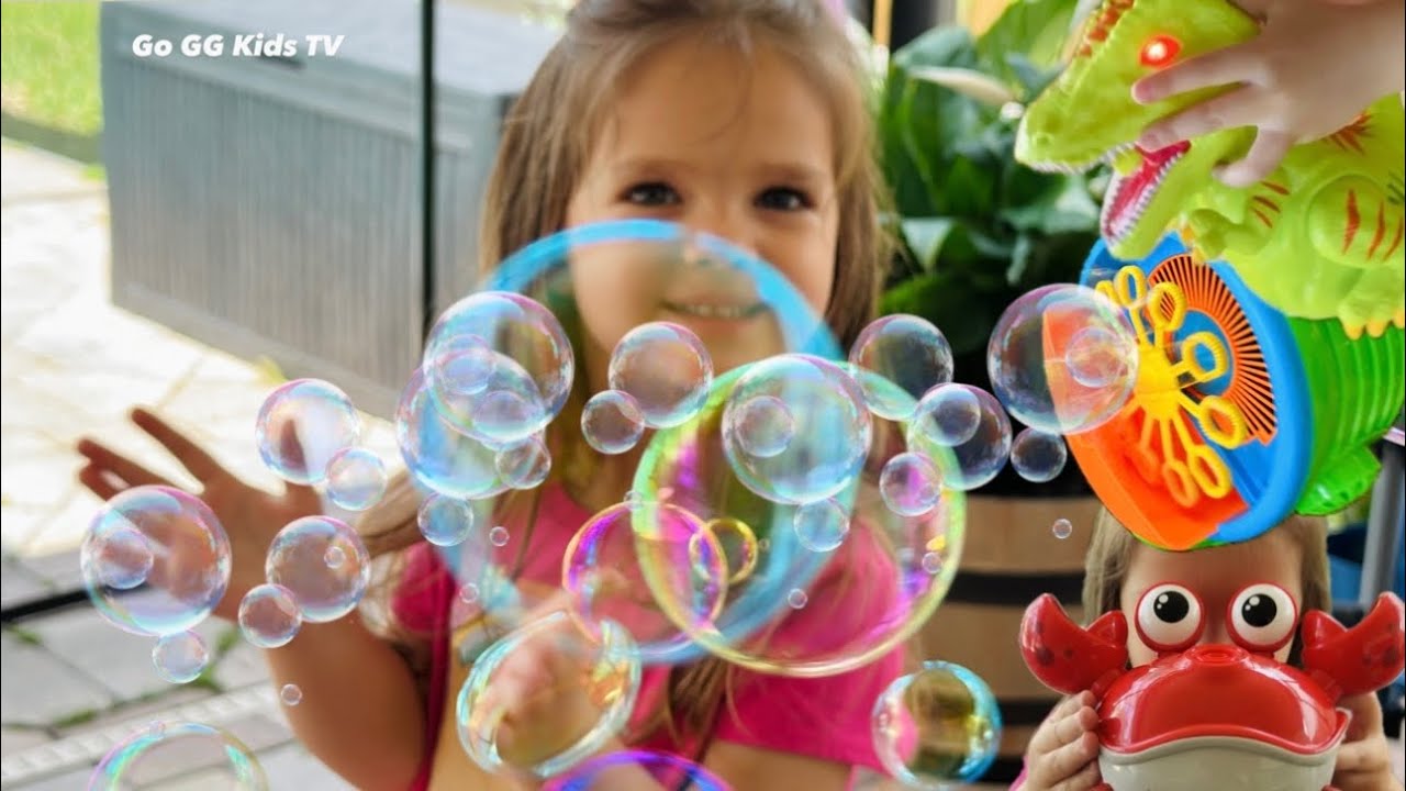Backyard Bubbles Adventure: Kid Fun with Bubble Toys with GG!