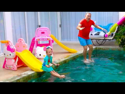 Видео: Milusik and papa pretend play with Waterslide