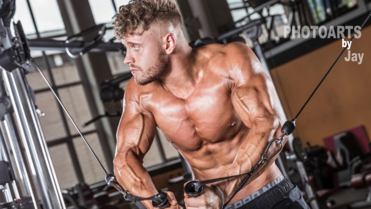 FITNESS MODEL CHEST DAY MOTIVATION! YouTube