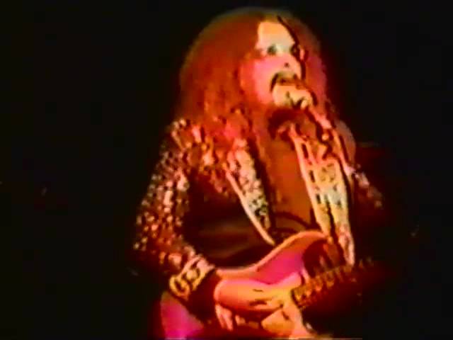 Groovy Movies: Roy Wood backed by Cheap Trick "Blackberry Way" NYC 1995