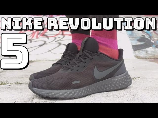nike revolution 4 on feet