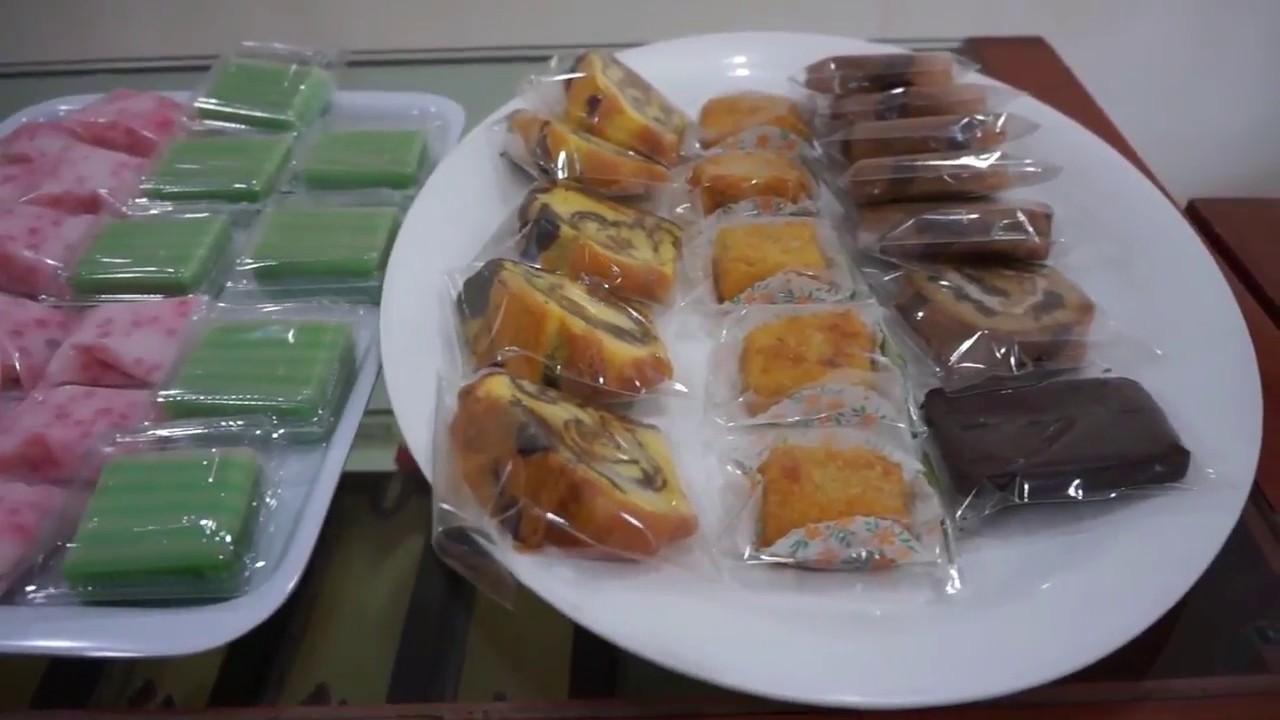macam macam jajanan pasar tradisional khas indonesia 