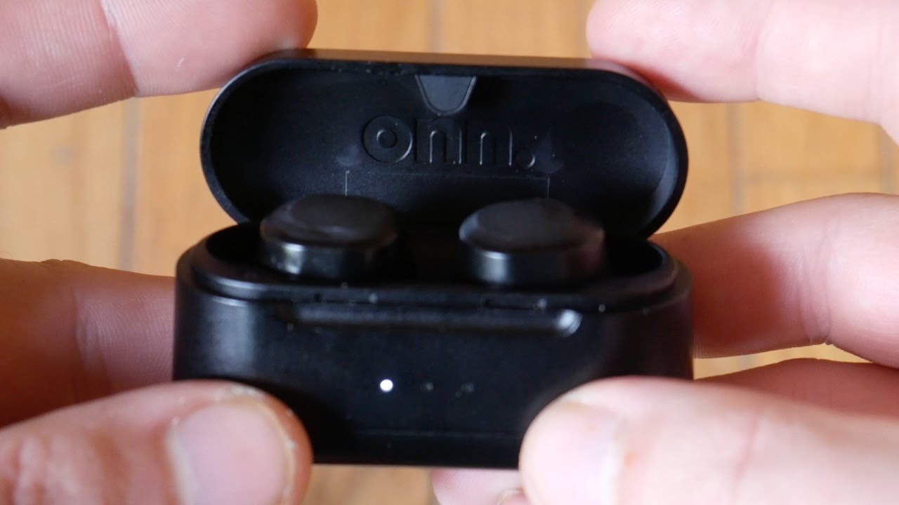 onn. Wireless Earphones with Charging Case: - YouTube