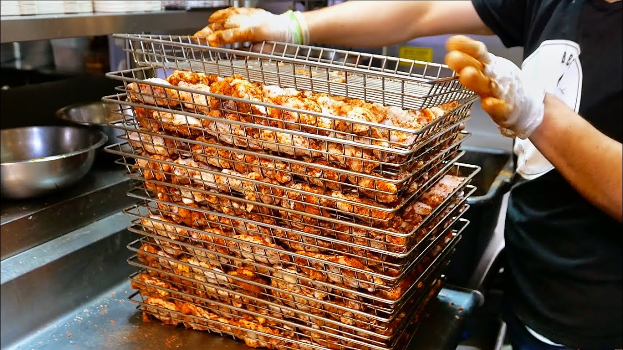 American Food The BEST HENNESSY FRIED CHICKEN WINGS in New York City