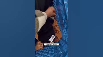 111 pieces of SKIMS at the thrift store? 😮🤑 #shorts #thrifter #thrifting #skims