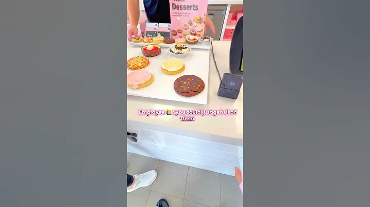 @crumbl Cookie 🍪💝 Shopping?!