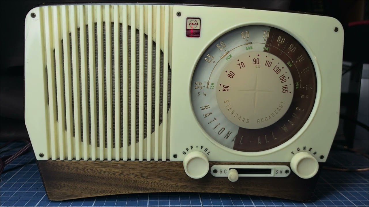 National AL-520. Фрагмент передачи на радио России:  музыкальная программа "лёгкие люди"