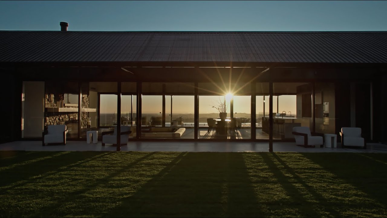 Ridgeline: Luxury Living Meets Seamless Technology in Montville, QLD