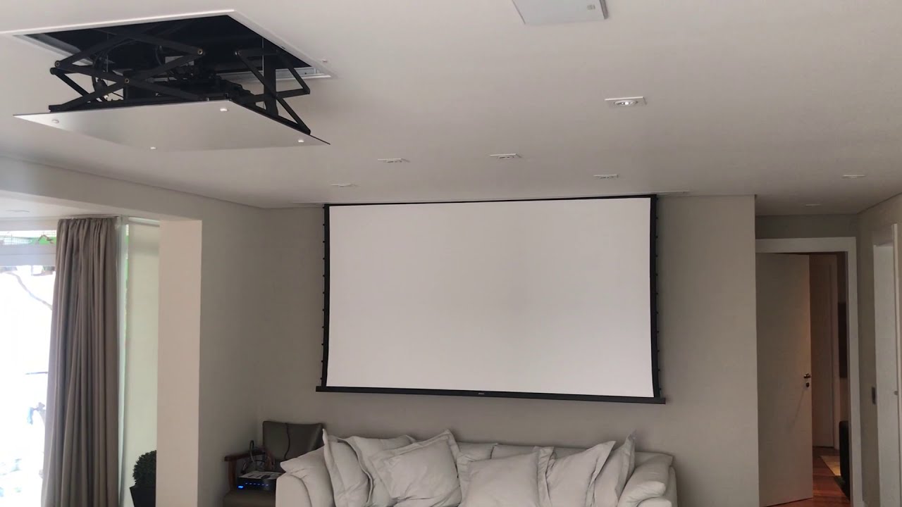 TELA E PROJETOR TIPO RETRÁTIL - CINEMA EM CASA - YouTube