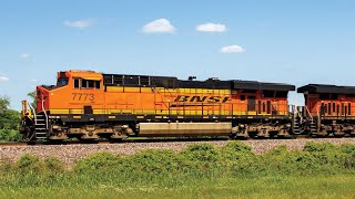 BNSF heading southbound through cactus Texas towards Amarillo, Texas ￼