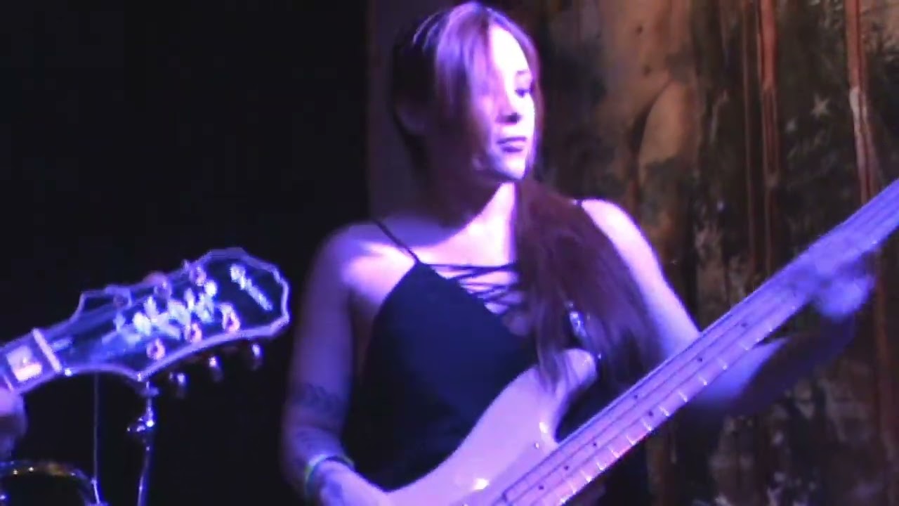 Vilevo - The Light (Music Video)