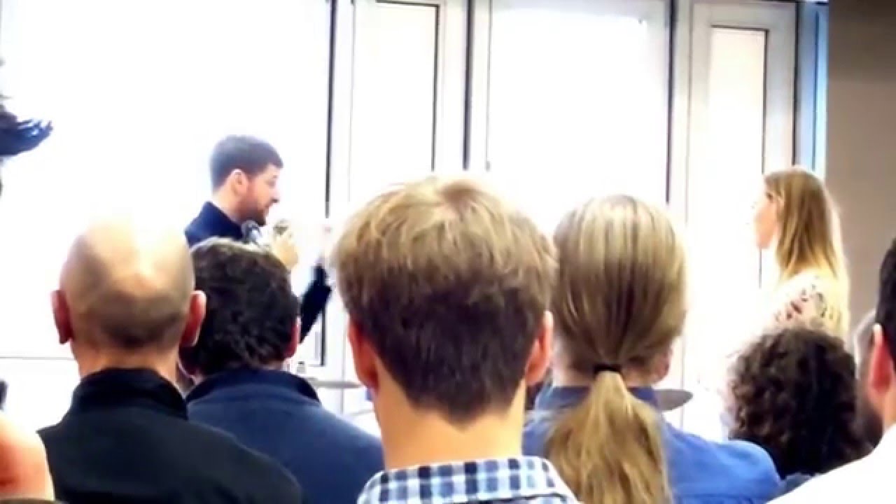 Michael League (Snarky Puppy) gives us and Bristol based Macaco Project a superb masterclass