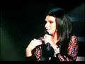Laura Pausini - Explica por que le gusta tanto La Soledad