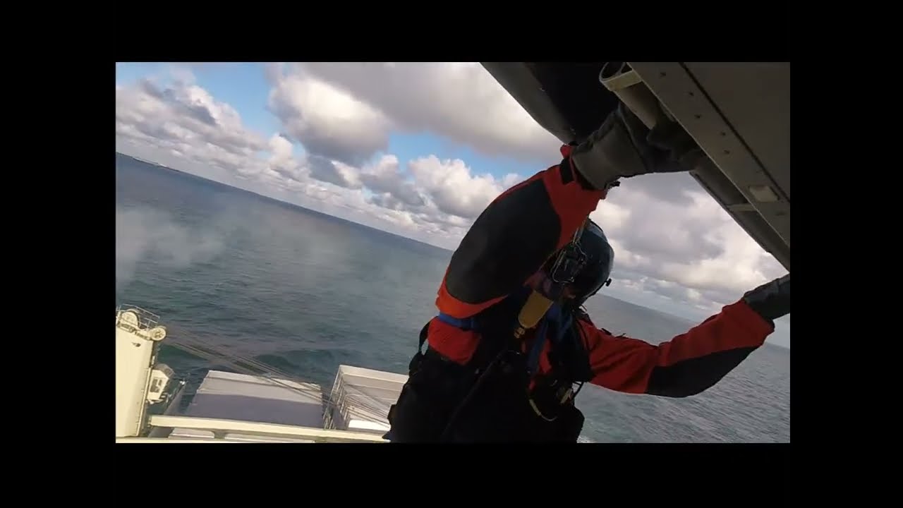 Last flight of one of our medics in the 40SQN.