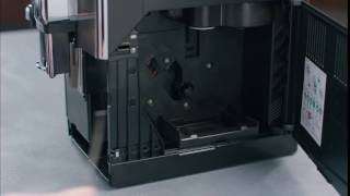 Como limpiar la cafetera Saeco Intelia superautomática - YouTube
